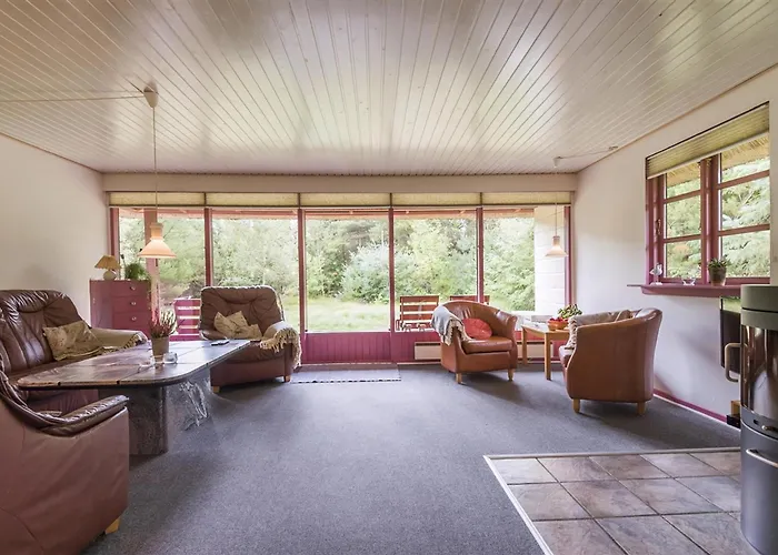 Ferienhaus Mit Reetdach Für Ruhe